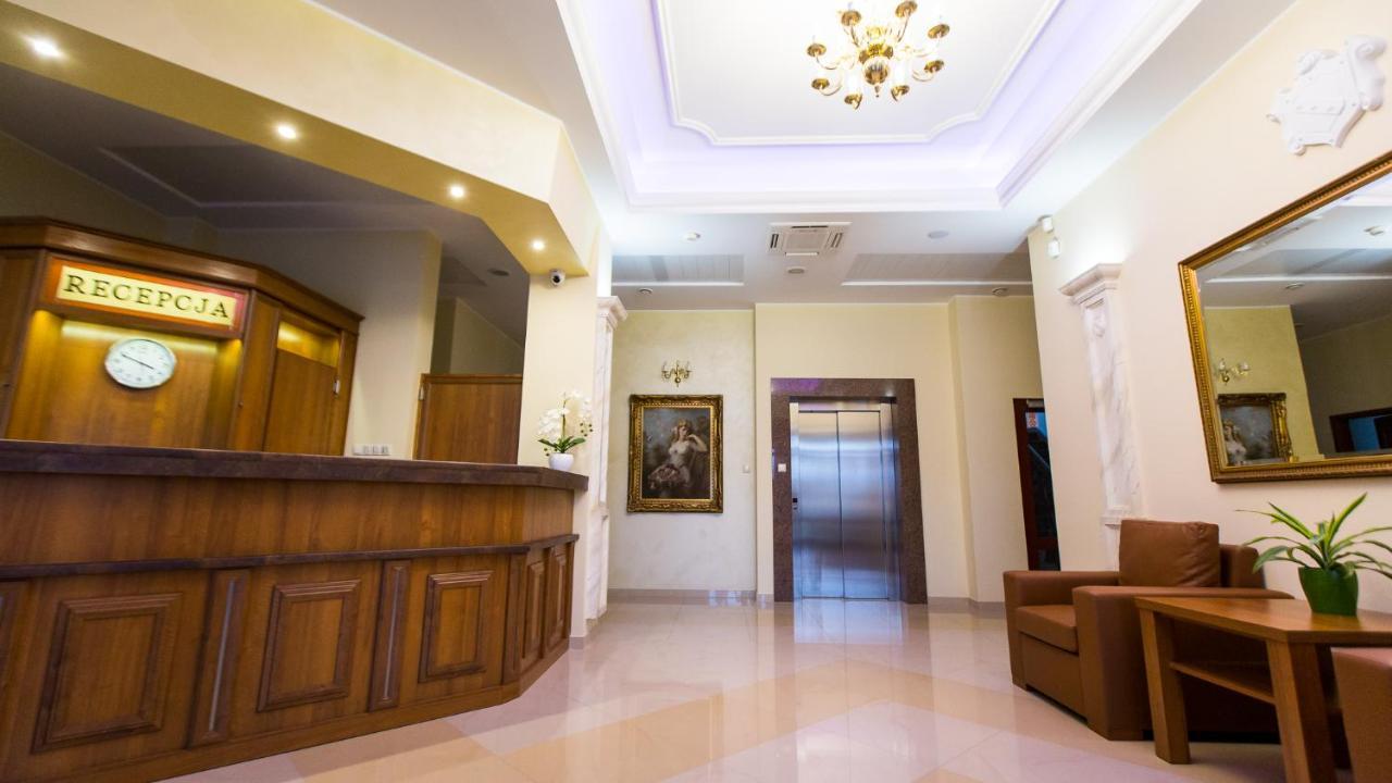 Elgrom Falenty Park Рашин Экстерьер фото